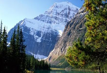 阿尔梅里亚客场惨败巴列卡诺，逼近降级区